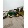 John Deere 1520 Tractor - Gasoline