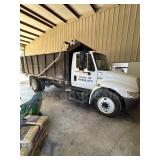 2008 INTERNATIONAL DUMP TRUCK