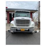 2009 Freightliner M2 112