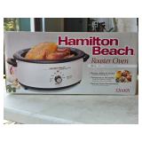 A NEW Hamilton Beach 6 1/2QT Roaster Oven