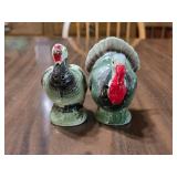 DRH Pair 3' Ceramic Turkey Tom & Hen Salt-Pepper