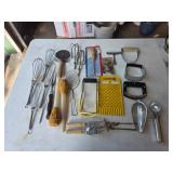 4A4 Flat of Miscellaneous Kitchen Tools