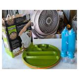 4A1 Salad Shoot-S & P-Squeeze Bottles-Divided Tray