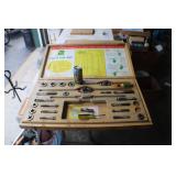 EB Wood Case w/Large Taps & Dies NO SHIPPING