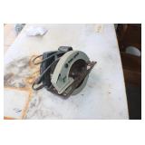 EB Black & Decker Circular Saw Tested & Works