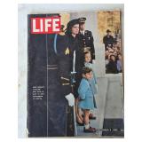 4A5 Vintage LIFE Magazin 12/6/63 Issue JFK Funeral
