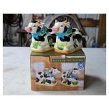 H NEW Earthenware Holstein Cow Salt & Pepper Set