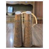 DRH Pair 5 1/2' Wood Salt & Pepper Vintage