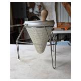 L Vintage Food Mill w/Masher