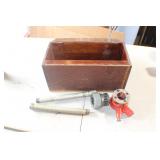 N-RIDGID Pipe Threader 1' in Wood Case
