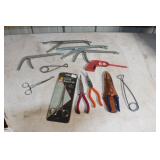 SM Assortment of Hook Removers