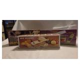 HKCL5 Flaat w/3 Kitchen Gadgets
