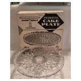 HKB2 10' Plastic Pedestal Cake Plate Come-Apart