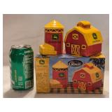 HKA5 NEW Gibson John Deere On the Farm Salt/Pepper