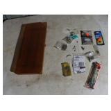 SL Tackle Box w/Swivels, Leader & Snaps