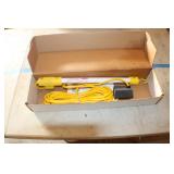 K NEW Dayton Fluorescent Trouble Light