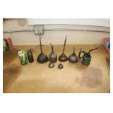 U- 8 Vintage Oil Cans