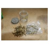 U- Jar of Round Head-Brass #8x1 1/4' Slotted Screw