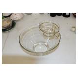 B1 Clear Glass Chip & Dip Set w/metal hanger