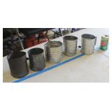 ... 5 Vintage Flour Sifters