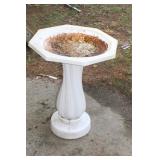 GS Resin Bird Bath NO SHIPPING