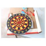 HG6-11 1/2' Steel Tip Dart Board w/Darts