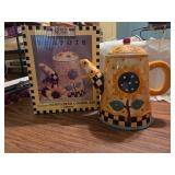 HHCL11 Debbie Mumm Sunflower Teapot Cookie Jar by