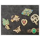 VTG Brooches