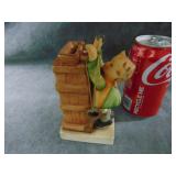 Hummel: Ceramic Bank 'Little Thrifty', w key