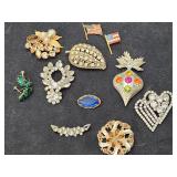 VTG Brooches