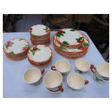 VTG Franciscan Dinnerware Pieces, 'Apple' Pattern
