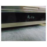 JVC Mini DV & S-VHS Cassette Recorder, Powers up