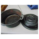 Cast Iron Dutch Oven