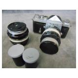 VTG Nikon F 35 mm SLR Camera, film, extra lens