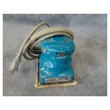 Makita Finishing Sander, works