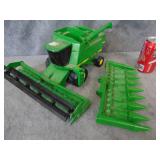 VTG John Deere Combine