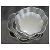 Wilson Graduated Cake Pans, new