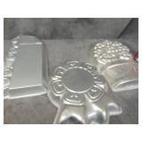 Wilton Character Cake Pans, new