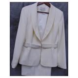 White Donnavinci Women's Suit, Sz 8, some stains