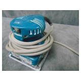 Makita Finishing Sander, works