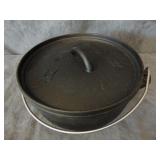 New Camp Chef Cast Iron Dutch Oven