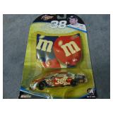 Elliott Sadler Die Cast Car, NIB