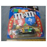 Elliott Sadler Die Cast Car, NIB