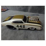 Olds 442 Muscle Machine Die Cast Car