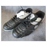 Sz 7 Soccer Cleats, New