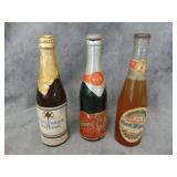 VTG Beer Bottles, middle is empty