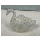 Fenton Glass Swan 3"w