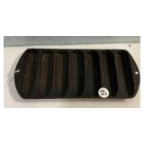 cast iron cornstick pan 12"w