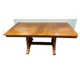Late 20th Century Oak Mission Style Dinning Table