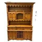 Broyhill Yorkshire Market Pine Hutch